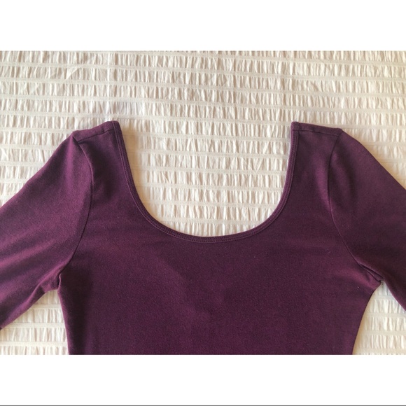 Short Sleeve Deep Magenta Body Con Dress - Picture 3 of 11